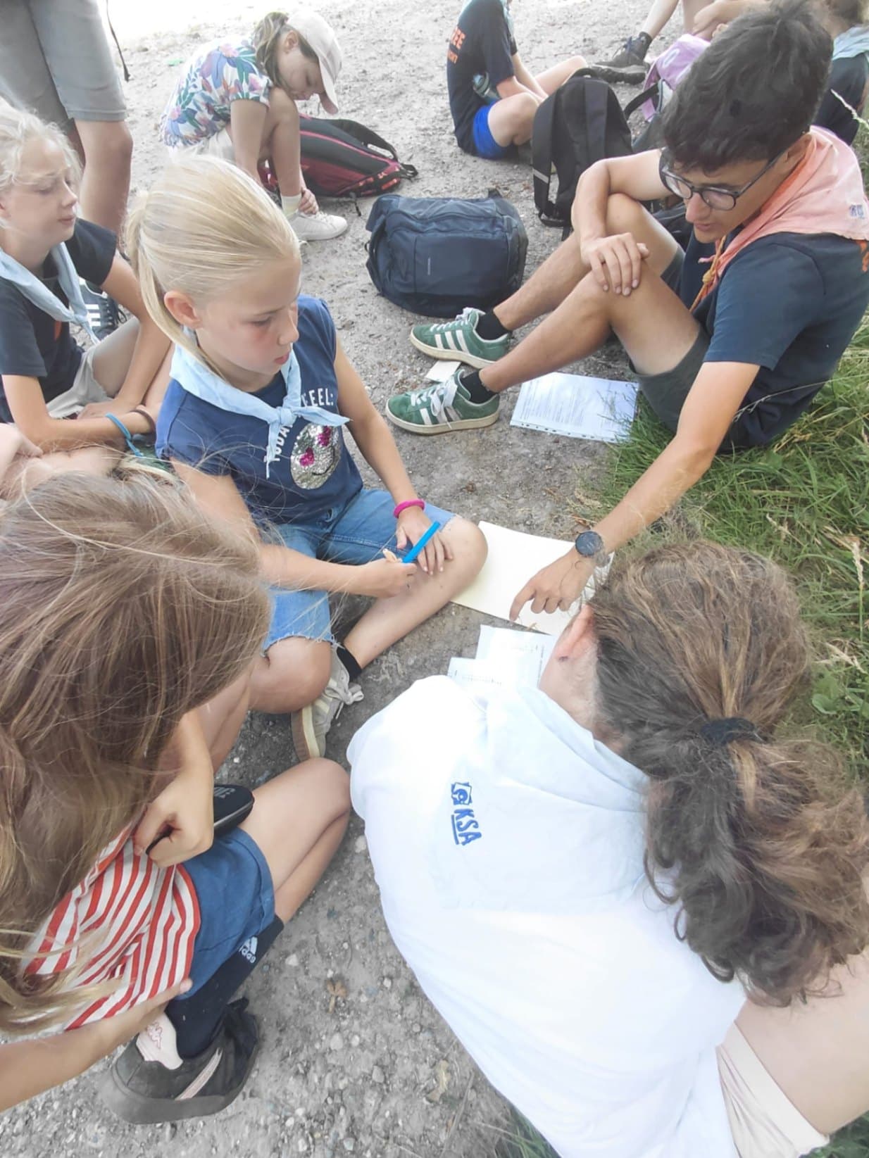 Eerste deel van de wandelzoektocht van de Jong-Knapen